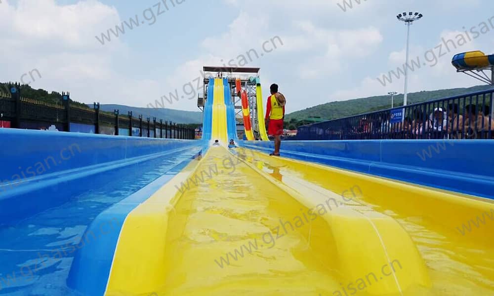 黑龙江哈尔滨格林水世界竞赛滑道